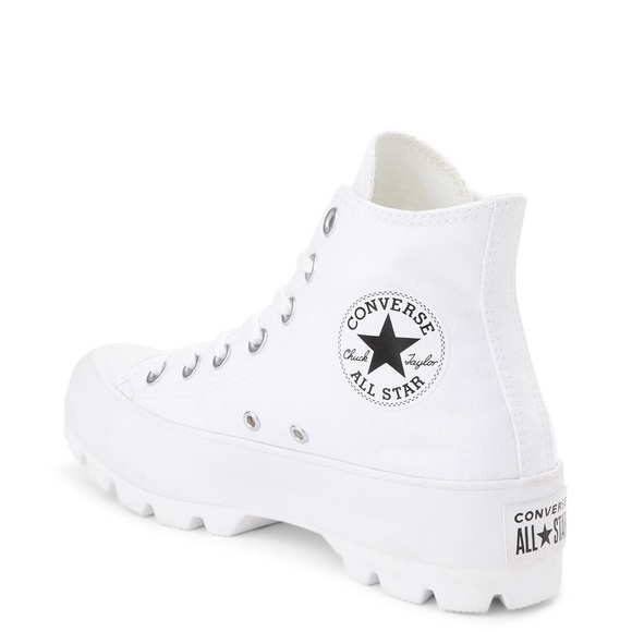 Converse Shoes - Women’s white lugged converse! Size 8